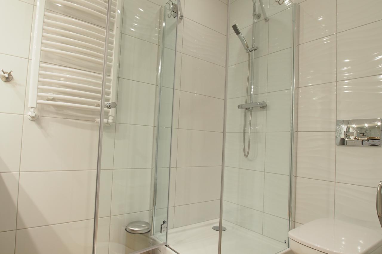 Grand-Tourist Marine II Apartment กดัญสก์ ภายนอก รูปภาพ