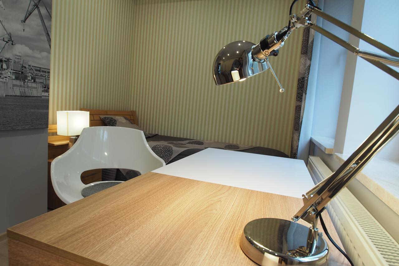Grand-Tourist Marine II Apartment กดัญสก์ ภายนอก รูปภาพ